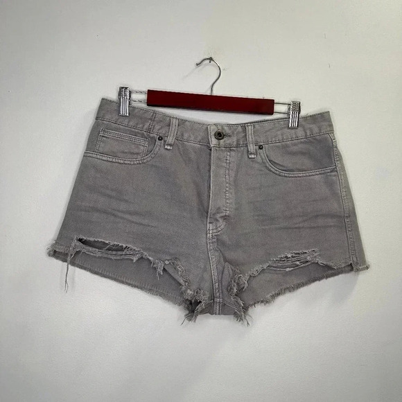 Free People Cloudy Grey Distressed High Waisted Button Fly Shorts Size 31 - Picture 1 of 3